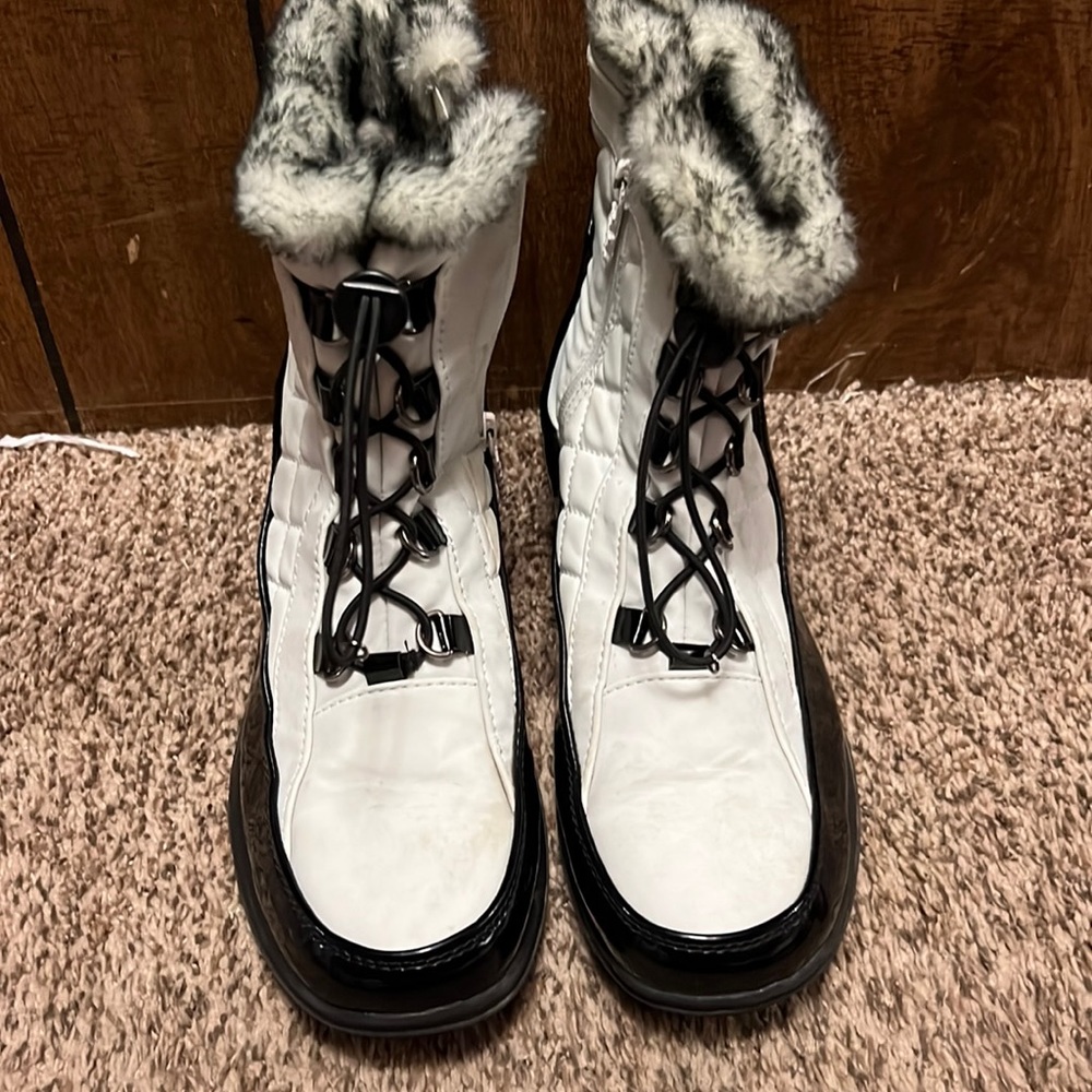 Women’s winter boots